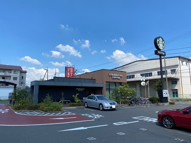 飲食店　スターバックスコーヒー茨木真砂店（飲食店）まで578m