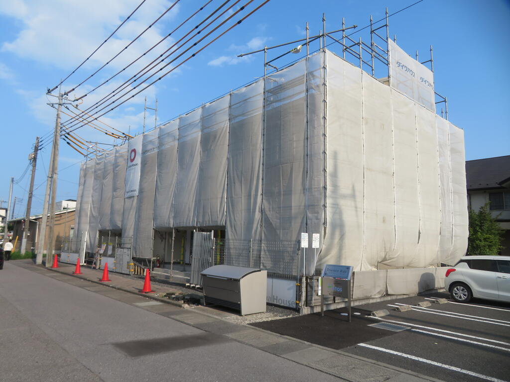 建物外観　獨協大学にも近いです！
