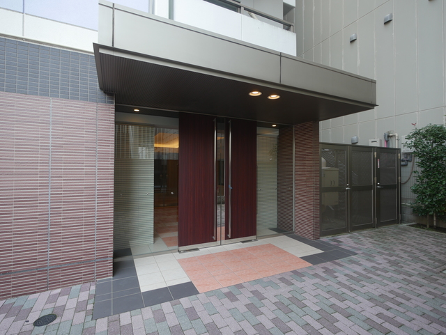 エントランス　★綺麗なエントランスですね★
