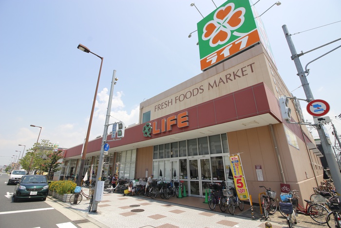 スーパー　ライフ西天下茶屋店（スーパー）まで300m