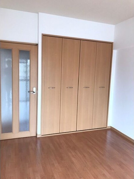 居室・リビング　※写真は同じマンションの違う部屋のものになります。