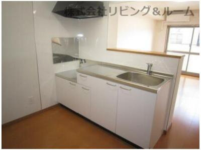 ＪＲ鹿島線 鹿島神宮駅 徒歩111分 3階建 築12年のキッチン写真