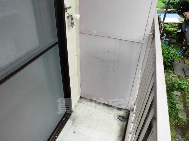 西武多摩川線 多磨駅 バス乗車時間：5分 最寄りバス停で下車 徒歩4分 2階建 築42年の内装写真