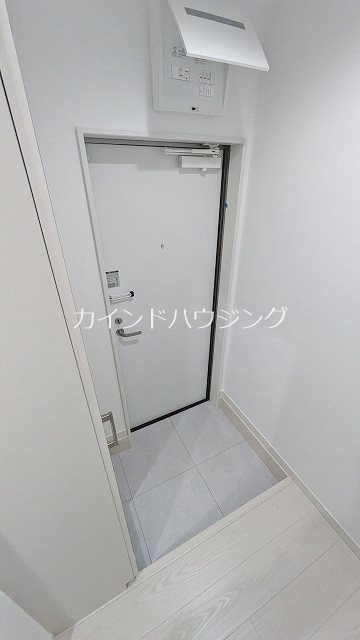南海空港線 りんくうタウン駅 徒歩10分 3階建 築2年の玄関写真