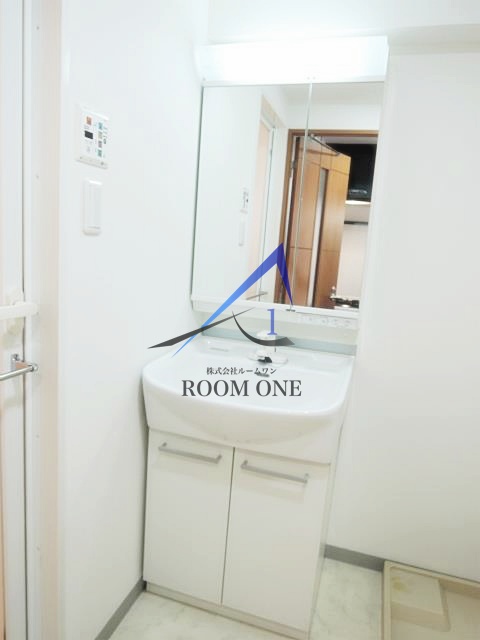 洗面設備　洗面台です。