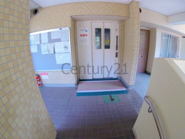 阪急宝塚線 池田駅 徒歩14分 9階建 築34年の外観写真