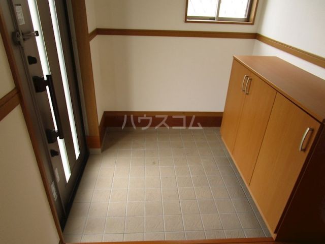 サニーヒルズイーストの玄関写真