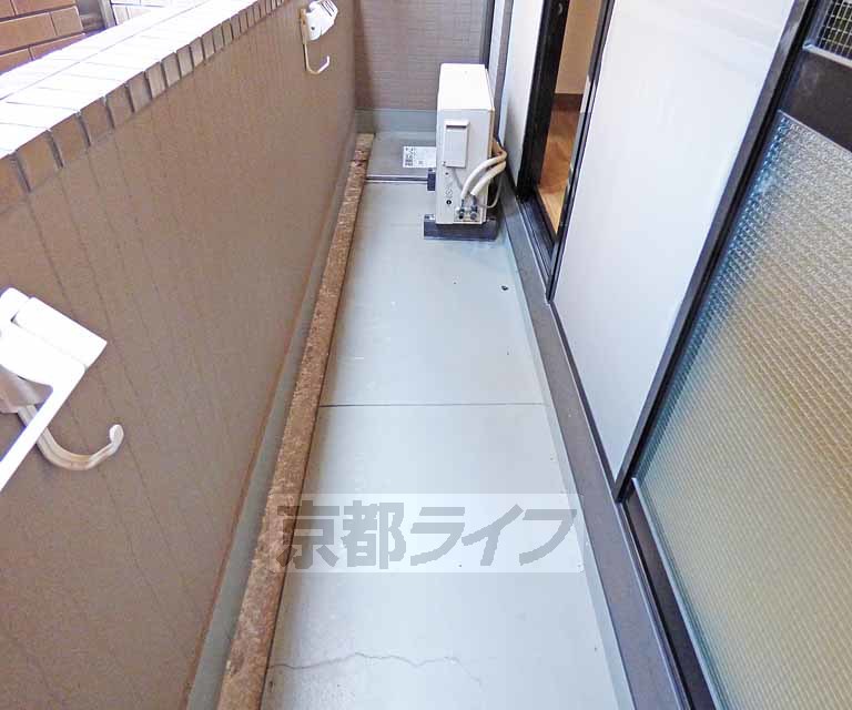 バルコニー　広いバルコニーです
