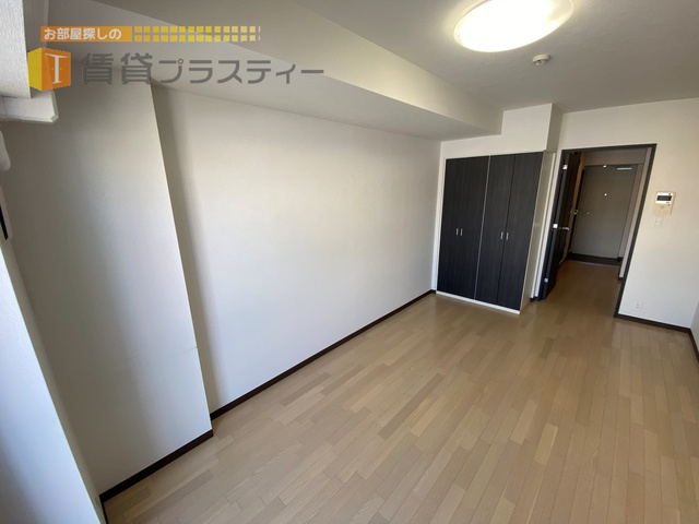 居室・リビング　使いやすい長方形のお部屋。