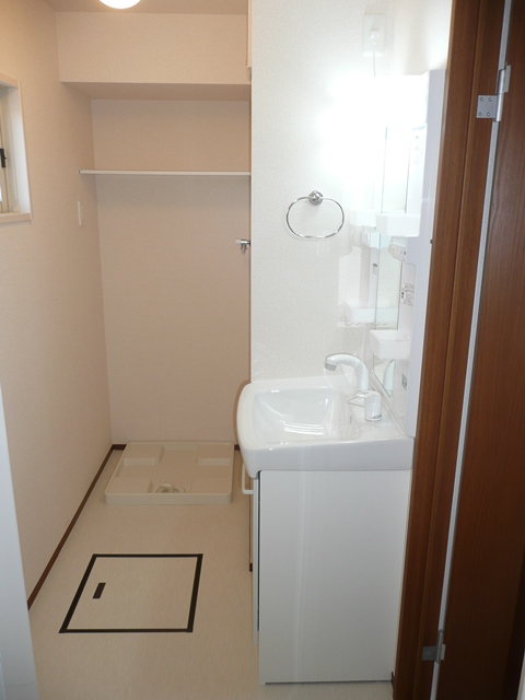 洗面設備　F号室の写真を掲載しております。