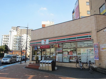 コンビニ　セブンイレブン西小倉駅前店（コンビニ）まで235m