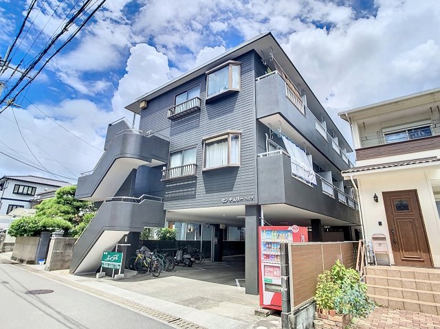 建物外観　現況を優先します。（撮影時期：2024年7月）