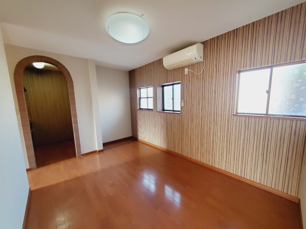 HATRE沼垂東の居間写真