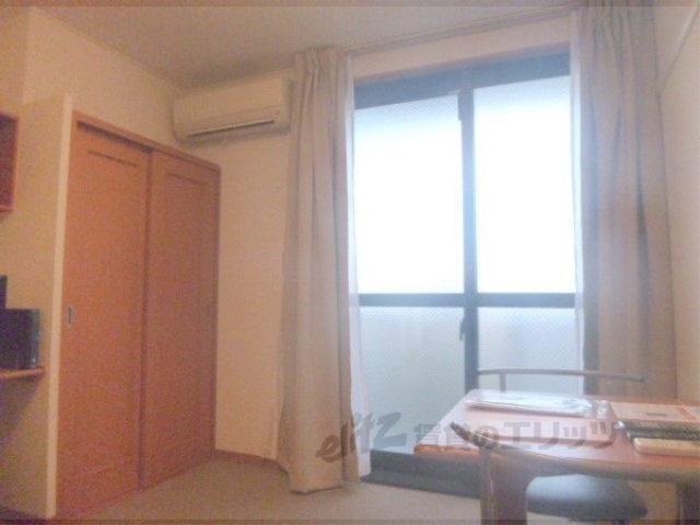 居室・リビング　洋室
