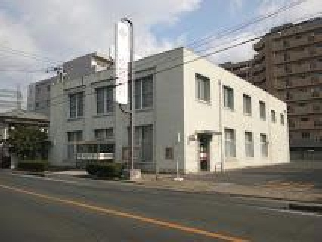 【岡山市北区西古松のマンションの銀行】