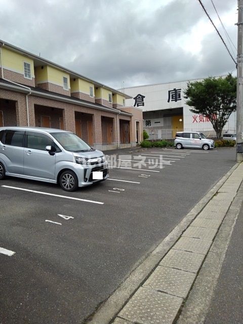 【ギャランコートIIの駐車場】