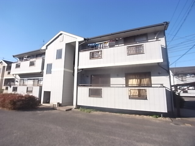 【メゾニティーブラッサム Bの建物外観】