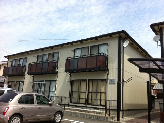 建物外観　シンプルなハイツ☆