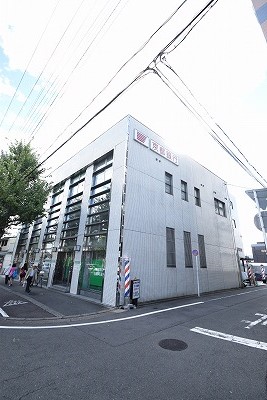 【ベラジオ雅び北野白梅町駅前の銀行】