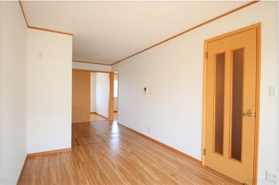 居室・リビング　ゆったり過ごせる居間です