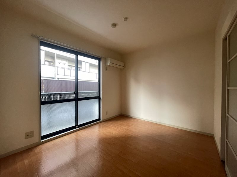 居室・リビング　洋室5.2帖