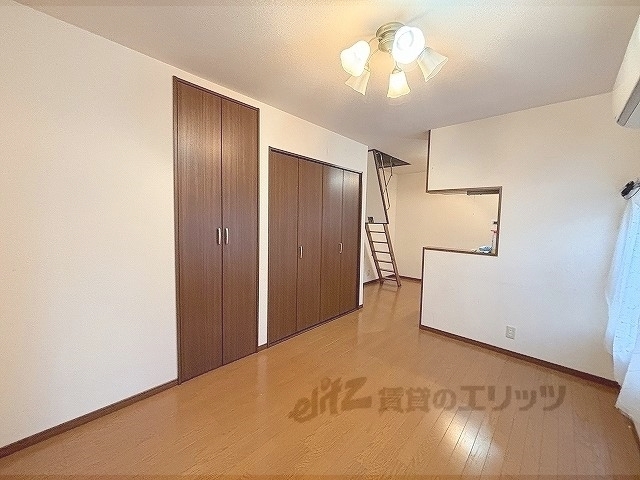 居室・リビング　居室