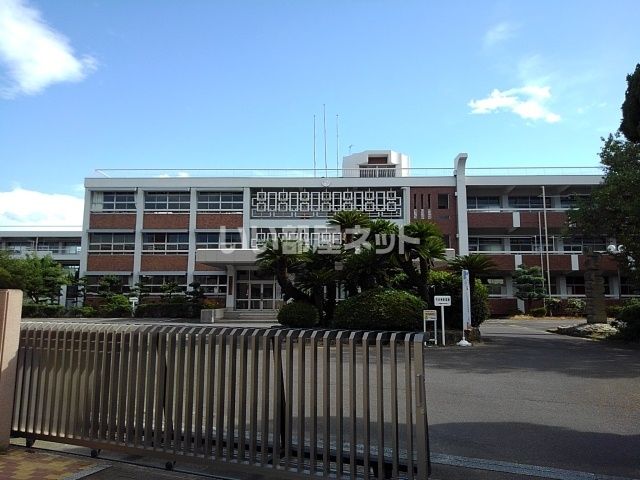 【サンガーデン多度津１号地の小学校】