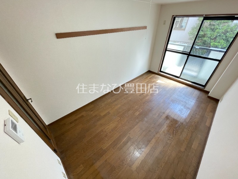 居室・リビング　同型別部屋写真