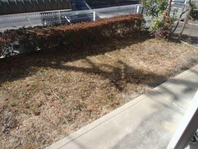 庭　庭も付いてます。