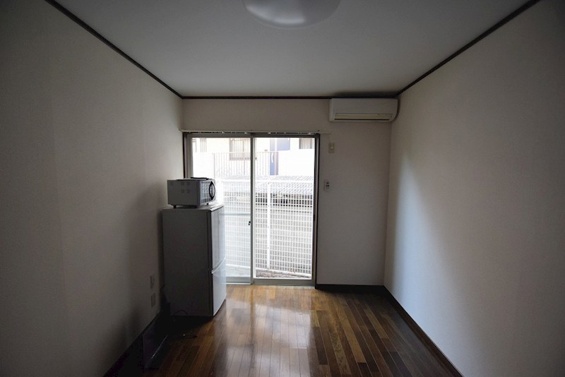 居室・リビング　反転間取参照