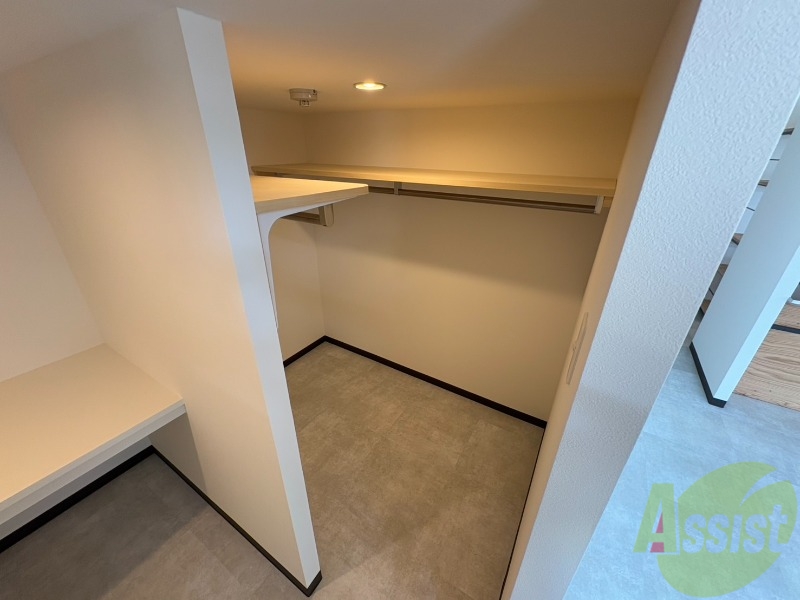 収納　収納もバッチリあるのでお部屋が片付きますよ！