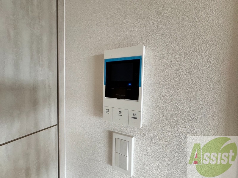 セキュリティ　ＴＶモニター付インターホンです。来客者の顔が見えるので安心！