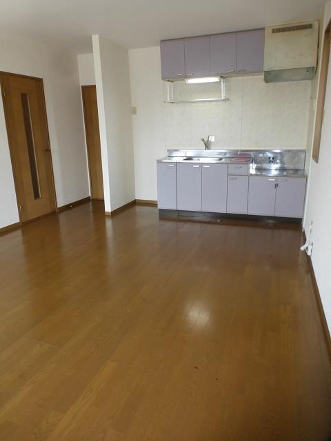 ハイカムール桜A_内装_1