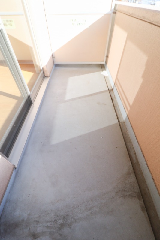 バルコニー　図面と現状に相違がある場合には現状を優先