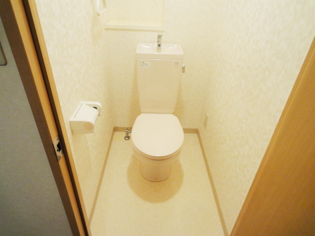 トイレ　同物件別号室