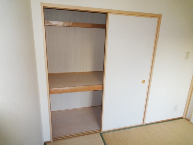 収納　同物件別号室