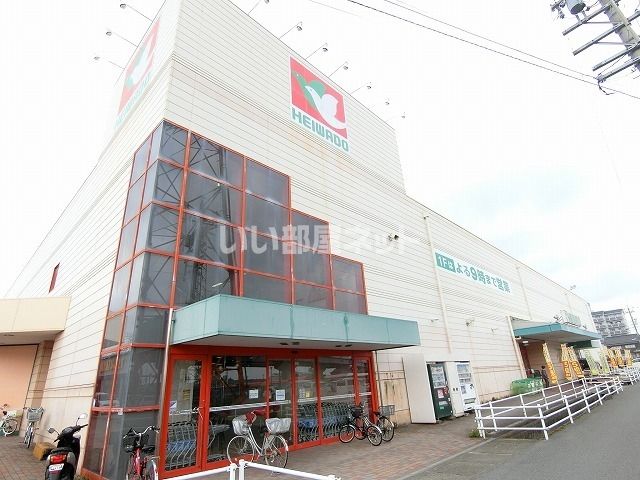 スーパー　平和堂 ノースウエスト店（スーパー）まで182m