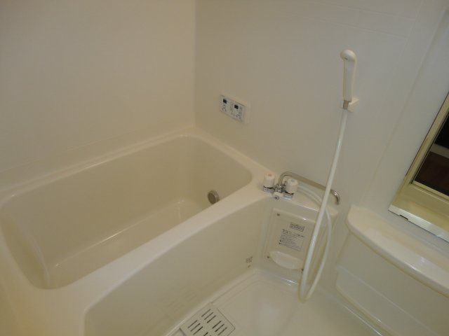 バス・シャワールーム　バス（イメージ）