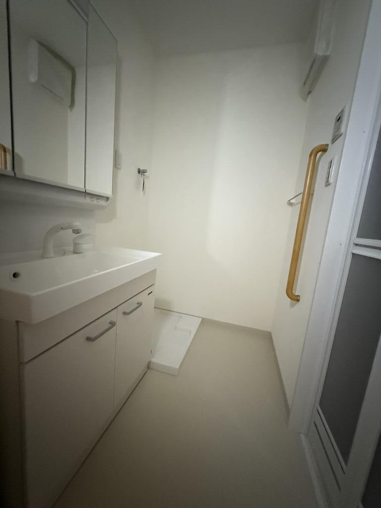洗面設備　同タイプ別部屋の写真です。