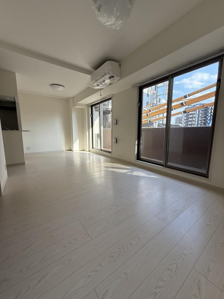 居室・リビング　同タイプ別部屋の写真です。