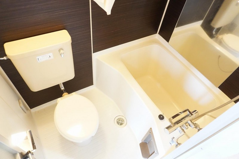 バス・シャワールーム　浴室