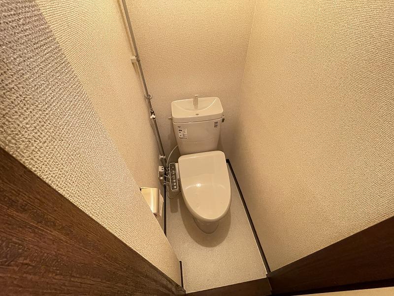 トイレ　トイレ