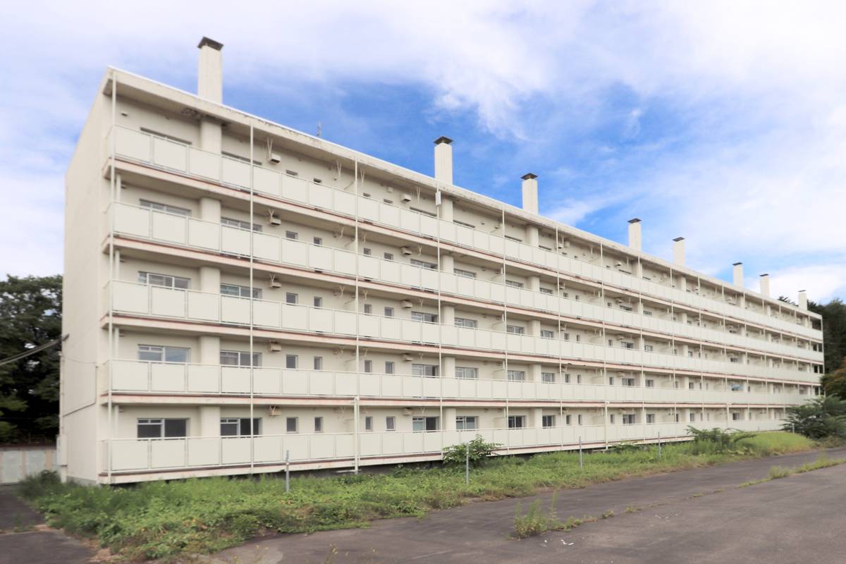 ビレッジハウス美園1号棟の建物外観