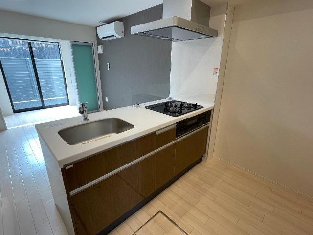 キッチン　キッチン（イメージ）