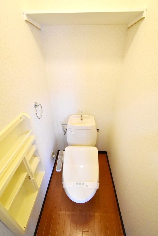 トイレ　トイレ