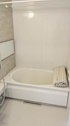 バス・シャワールーム　バスルーム