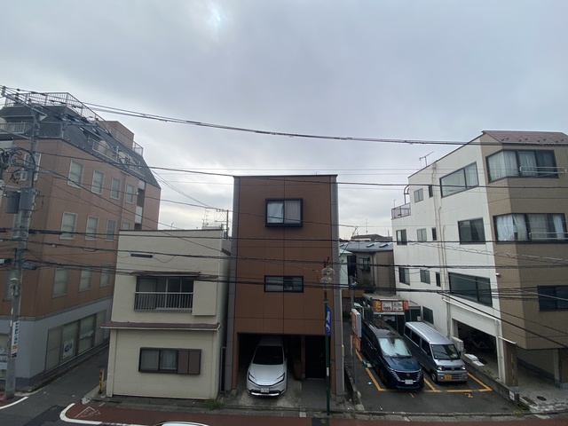 眺望　お部屋からの景色です！圧迫感がないので暮らしやすい♪