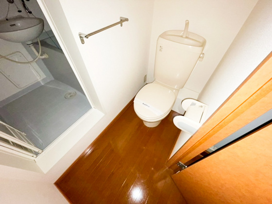 トイレ　※別部屋の写真です