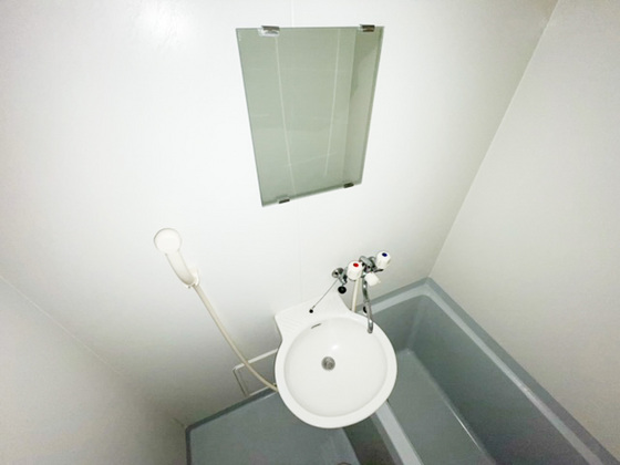 洗面設備　※別部屋の写真です