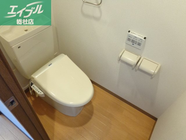 トイレ　ＷＣ（シャワー付トイレ）